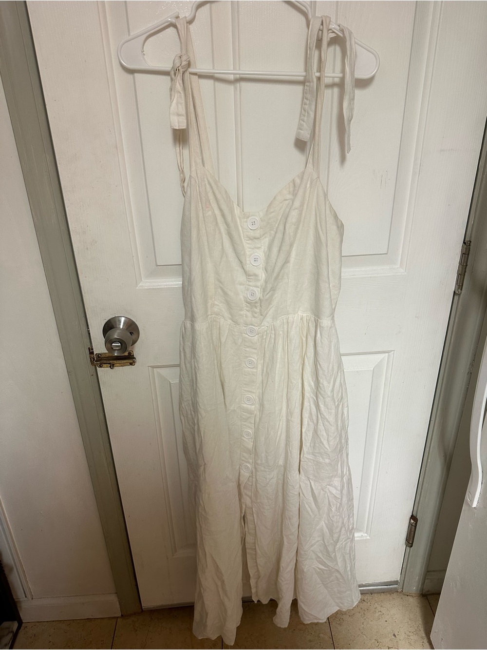 Urban Outfitters Women's White Linen Button-Front Tie-Strap Maxi Sundress - XL